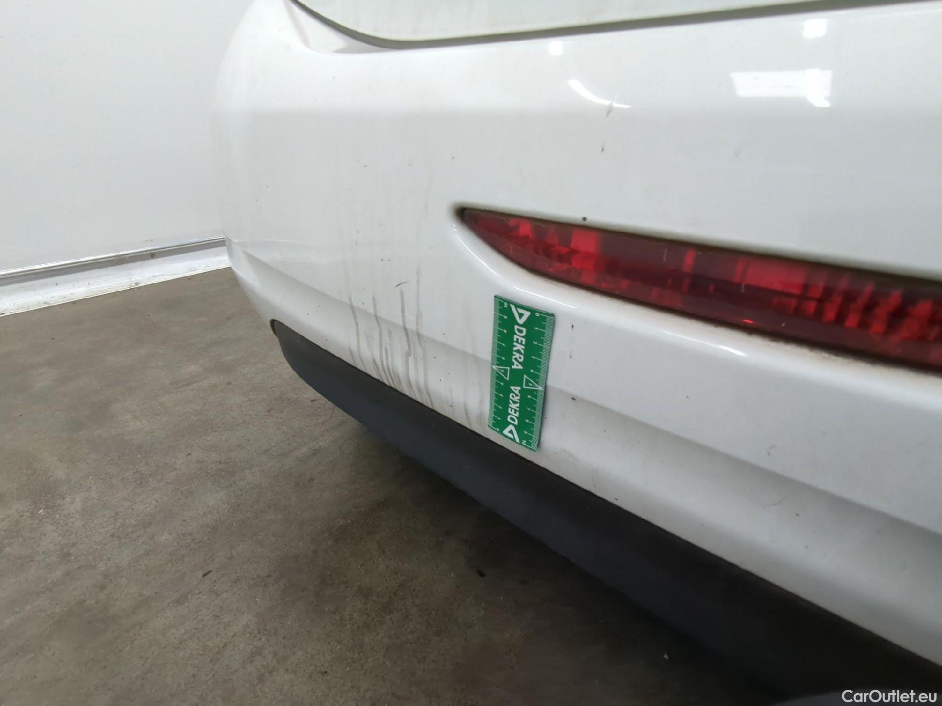  Peugeot  208  Affaire Premium Pack 1.2 80CV BVM5 E6dT #24