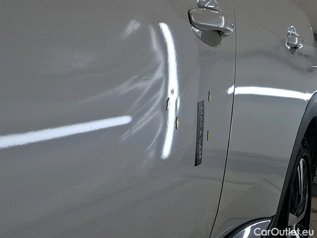  Peugeot  3008 PEUGEOT  / 2020 / 5P / SUV 1.6 HYBRID4 300 E-EAT8 GT #25