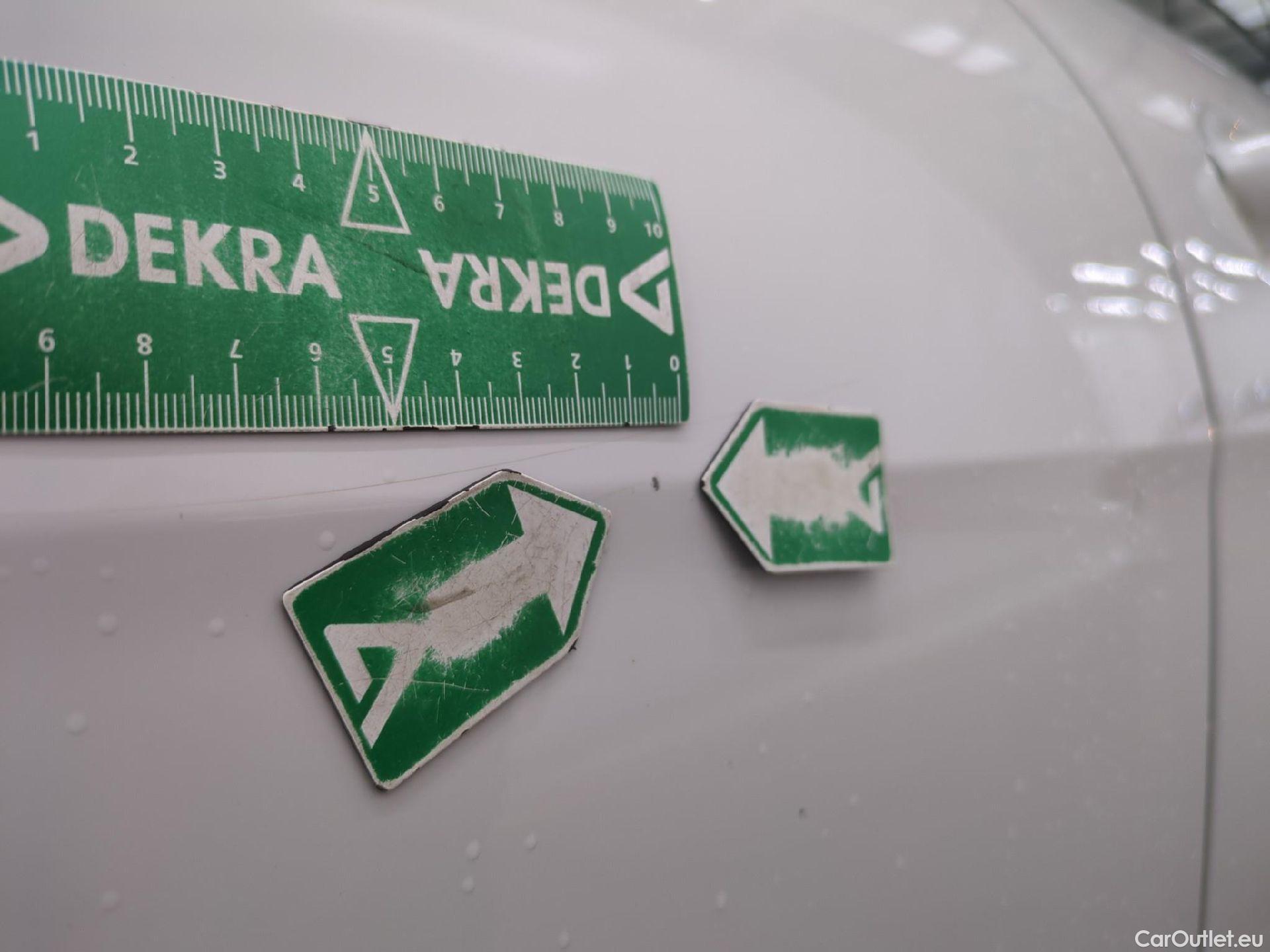  Bmw  Serie 2 BMW Série 2 Gran Coupé / 2019 / 4P / Berline 218I AUTO Business Design #36