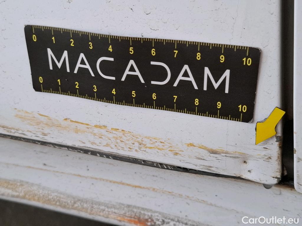  Citroen  Berlingo CITROEN  / 2018 / 4P / Fourgonnette M 650kg BlueHDi 75 S&S BVM Club #25