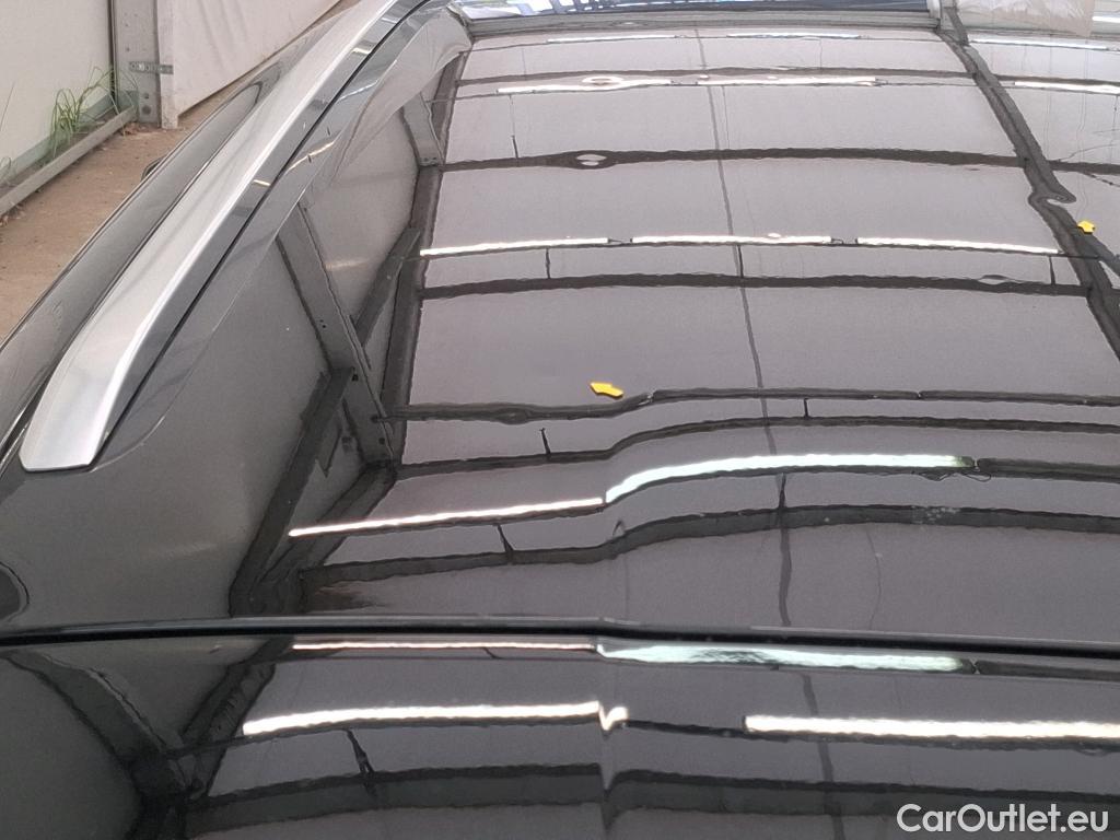  Peugeot  3008 PEUGEOT  / 2020 / 5P / SUV 1.6 HYBRID4 300 E-EAT8 GT #11