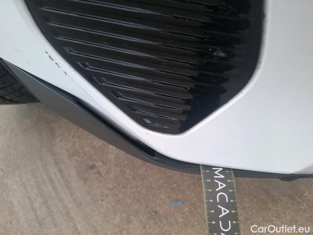  Peugeot  3008 PEUGEOT  / 2020 / 5P / SUV 1.6 HYBRID4 300 E-EAT8 GT #89