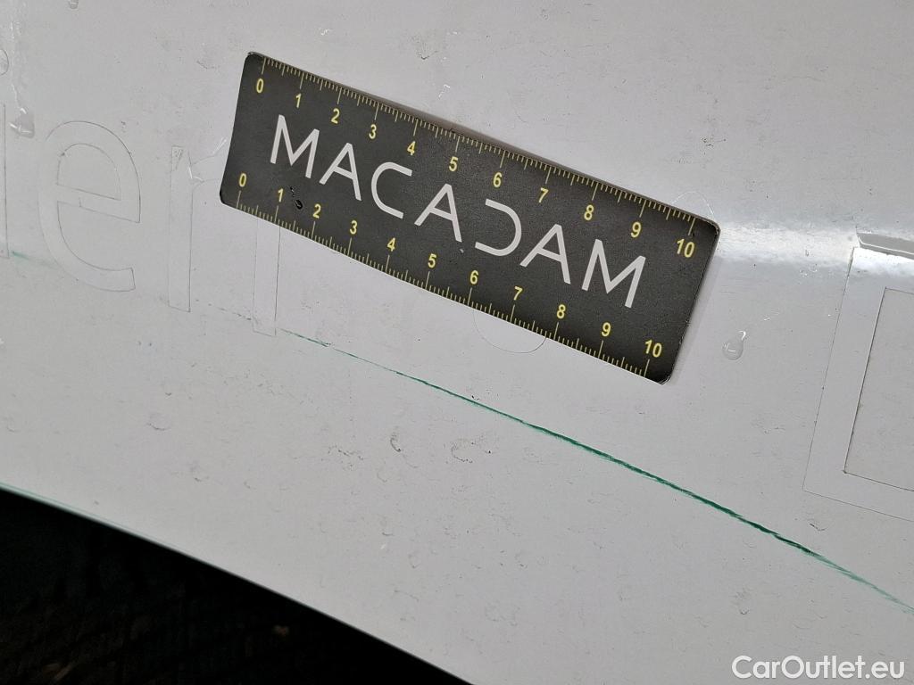  Citroen  Berlingo CITROEN  / 2018 / 4P / Fourgonnette M 650kg BlueHDi 75 S&S BVM Club #50