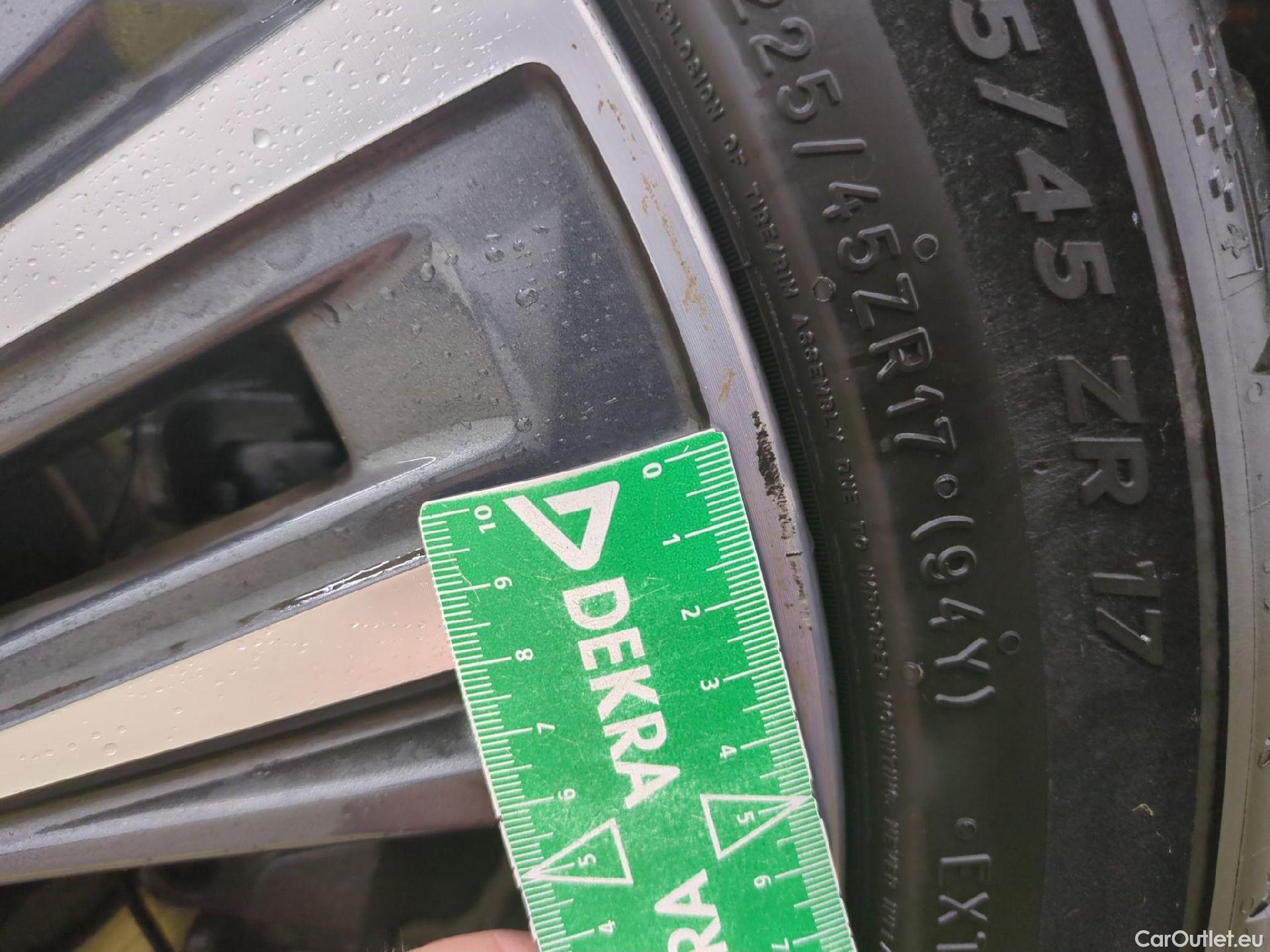  Bmw  Serie 2 BMW Série 2 Gran Coupé / 2019 / 4P / Berline 218I AUTO Business Design #4