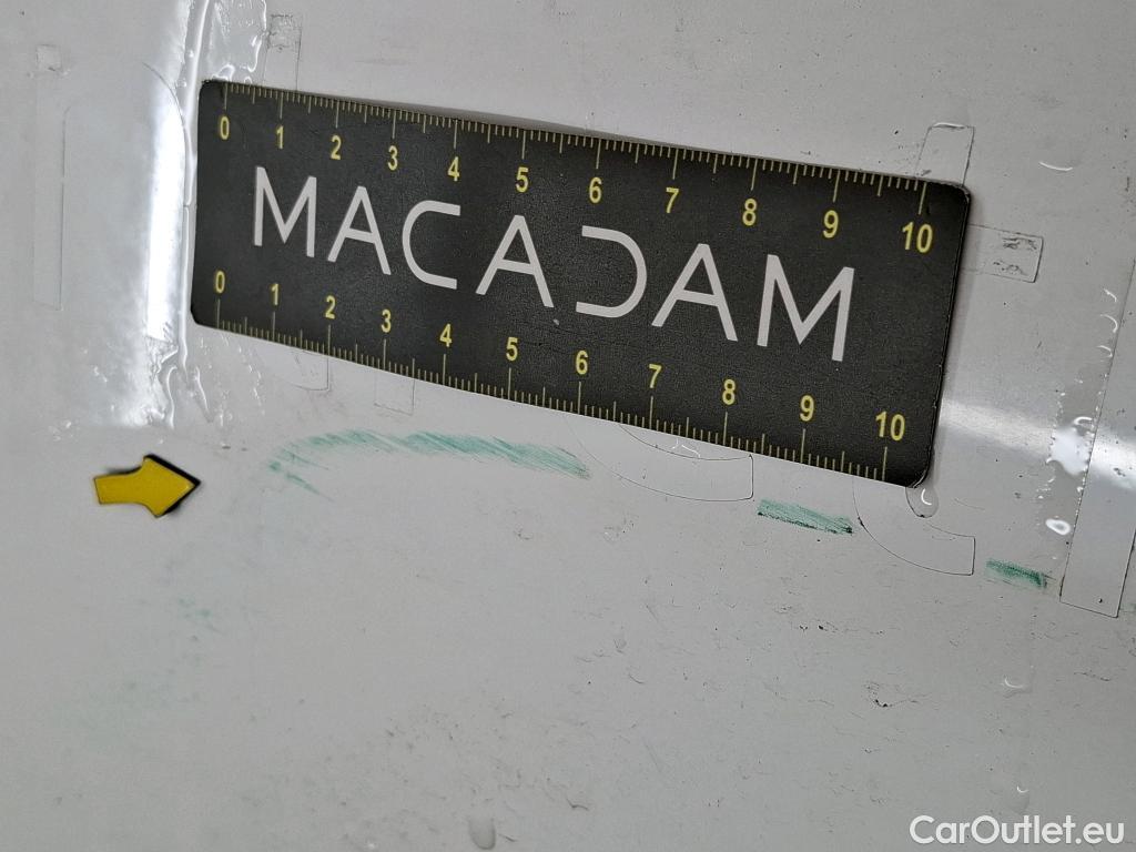  Citroen  Berlingo CITROEN  / 2018 / 4P / Fourgonnette M 650kg BlueHDi 75 S&S BVM Club #49