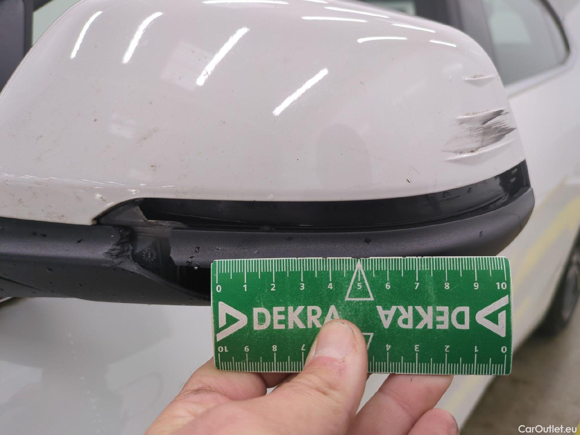  Bmw  Serie 2 BMW Série 2 Gran Coupé / 2019 / 4P / Berline 218I AUTO Business Design #22