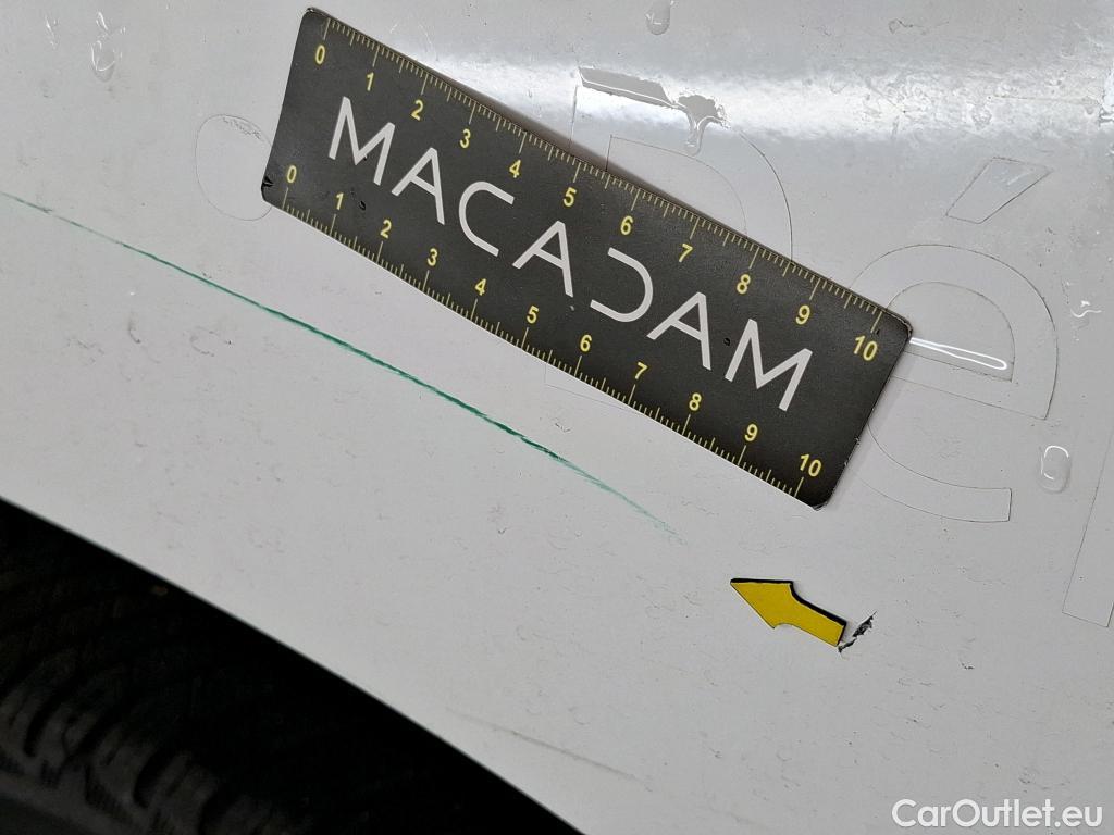  Citroen  Berlingo CITROEN  / 2018 / 4P / Fourgonnette M 650kg BlueHDi 75 S&S BVM Club #51