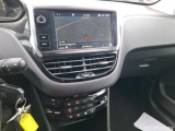  Peugeot  208  Allure Business 1.2 PureTech 110CV BVA6 E6 #7