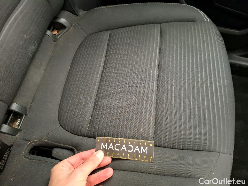  Ford  Kuga FORD  / 2019 / 5P / SUV 2.5 Dur 225 hybrid PHEV Pshift Titanium #40