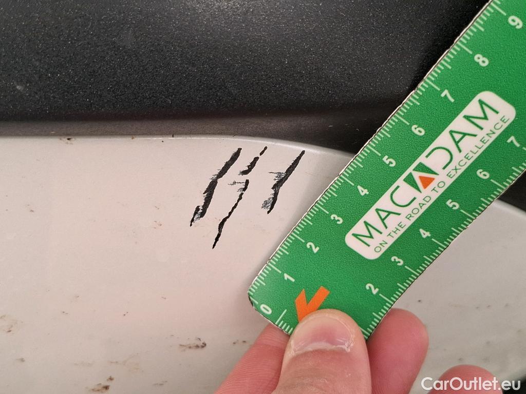  DS  DS7 DS DS 7 Crossback / 2017 / 5P / SUV E-TENSE 225 PERFORMANCE Line #5