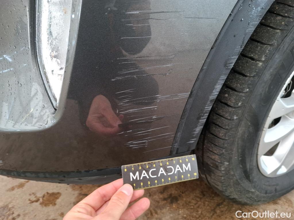  Ford  Kuga FORD  / 2019 / 5P / SUV 2.5 Dur 225 hybrid PHEV Pshift Titanium #8