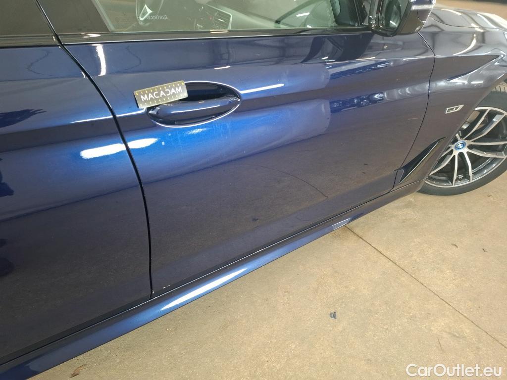  Bmw  Serie 5 BMW Série 5 Touring / 2020 / 5P / Break 530e 292ch M Sport BVA8 #27