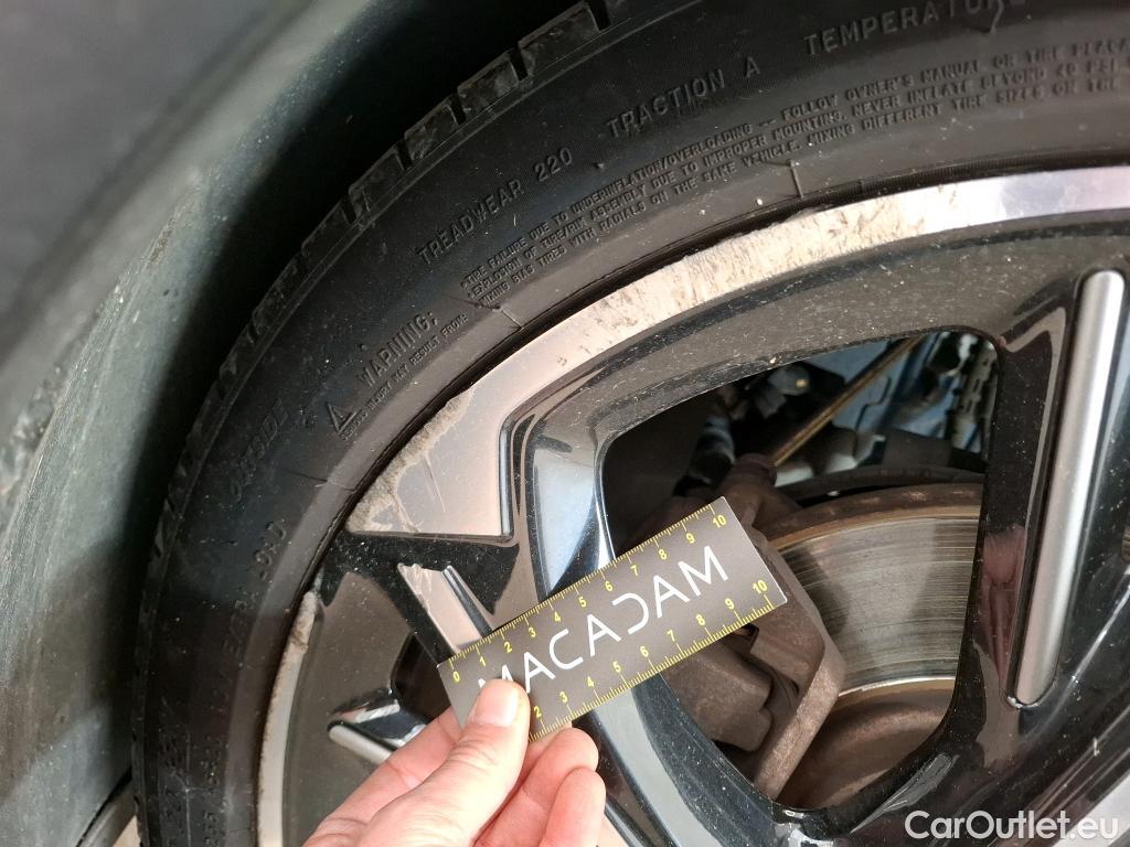  DS  DS7 DS DS 7 Crossback / 2017 / 5P / SUV E-TENSE 4x4 300 Louvre(SL)
 #14