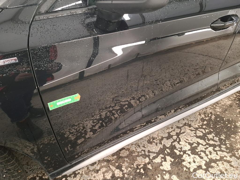  Audi  A3 AUDI  Sportback / 2020 / 5P / Berline 30 TFSI MHEV S Tronic 110 S Line #24