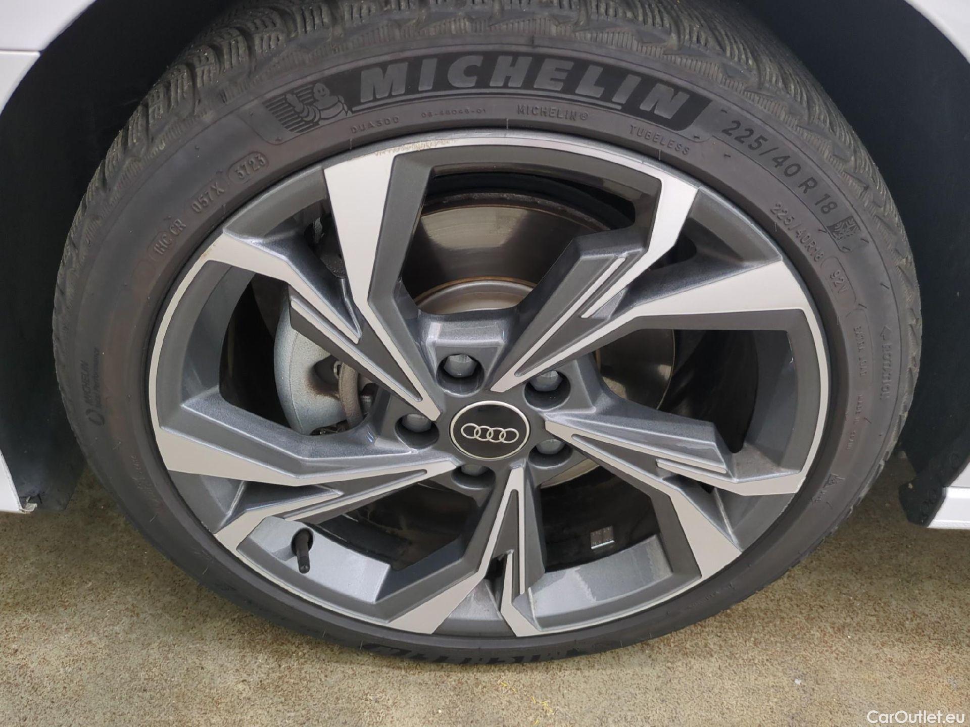  Audi  A3  Sportback 40 TFSI e S line 1.4 TFSI 205CV BVA6 E6d #9