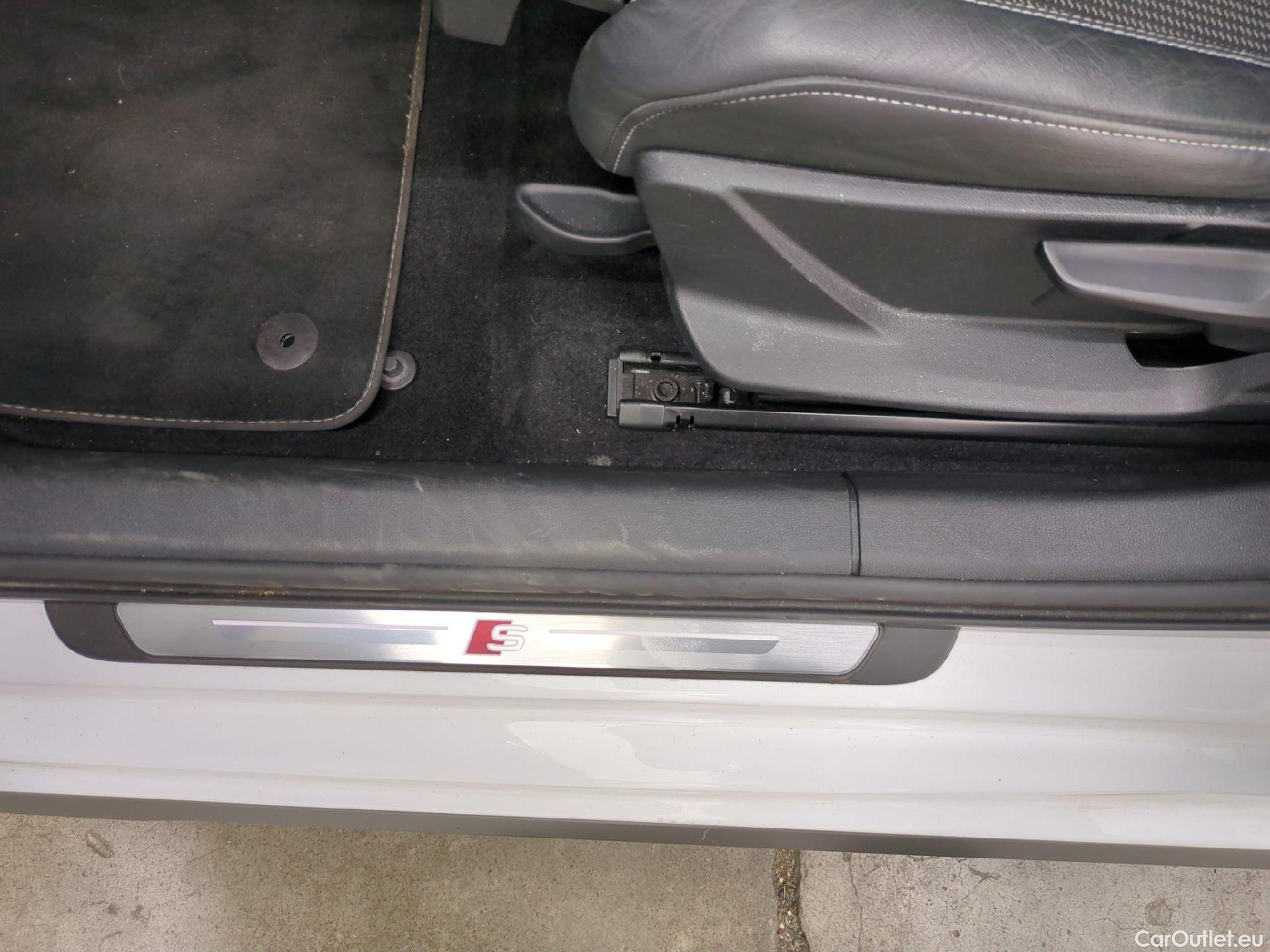  Audi  A3  Sportback 40 TFSI e S line 1.4 TFSI 205CV BVA6 E6d #1