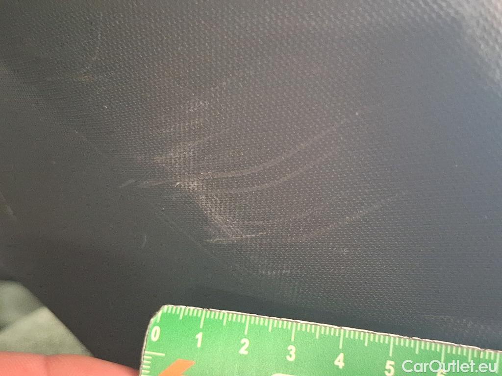  DS  DS7 DS DS 7 Crossback / 2017 / 5P / SUV E-TENSE 225 PERFORMANCE Line #2