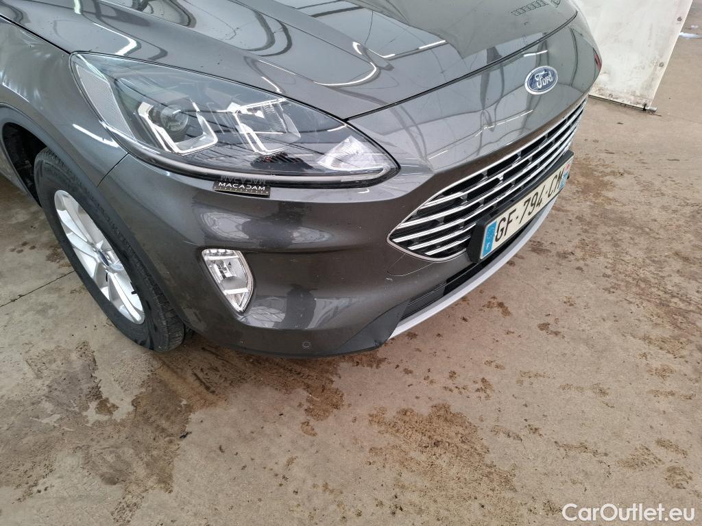  Ford  Kuga FORD  / 2019 / 5P / SUV 2.5 Dur 225 hybrid PHEV Pshift Titanium #1