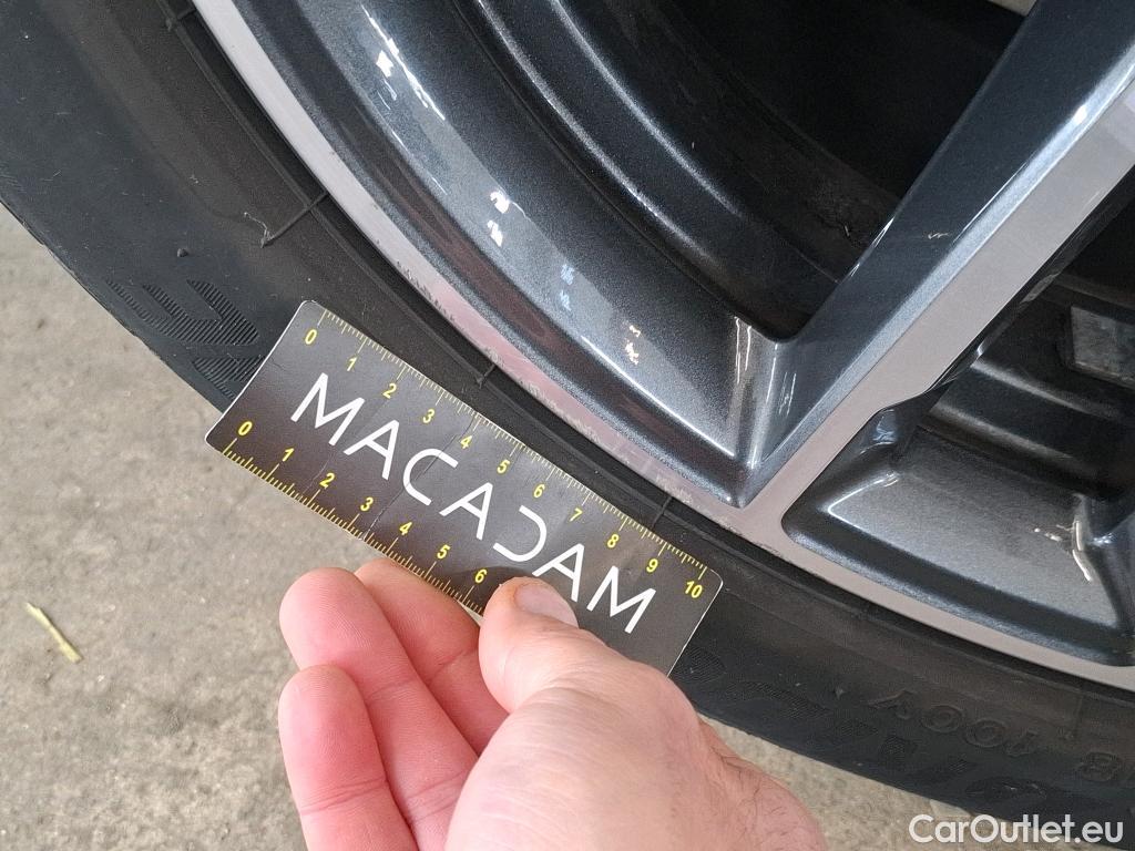  Bmw  Serie 5 BMW Série 5 Touring / 2020 / 5P / Break 530e 292ch M Sport BVA8 #17