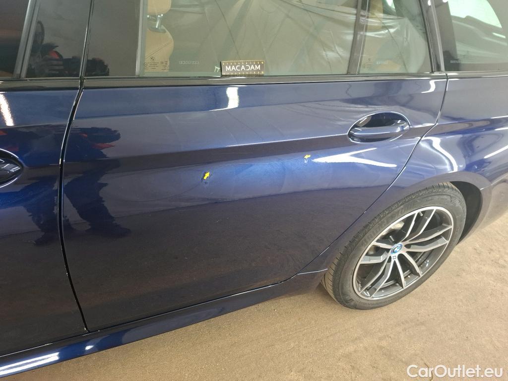  Bmw  Serie 5 BMW Série 5 Touring / 2020 / 5P / Break 530e 292ch M Sport BVA8 #4