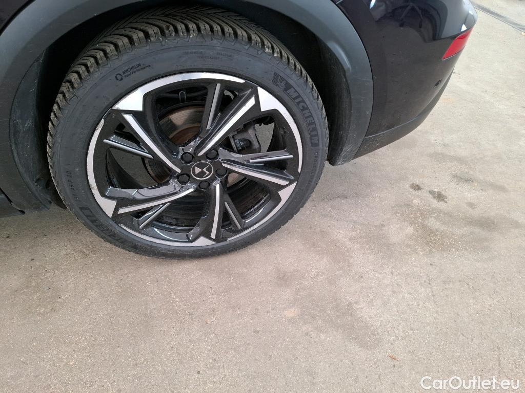  DS  DS7 DS DS 7 Crossback / 2017 / 5P / SUV E-TENSE 4x4 300 Louvre(SL)
 #3