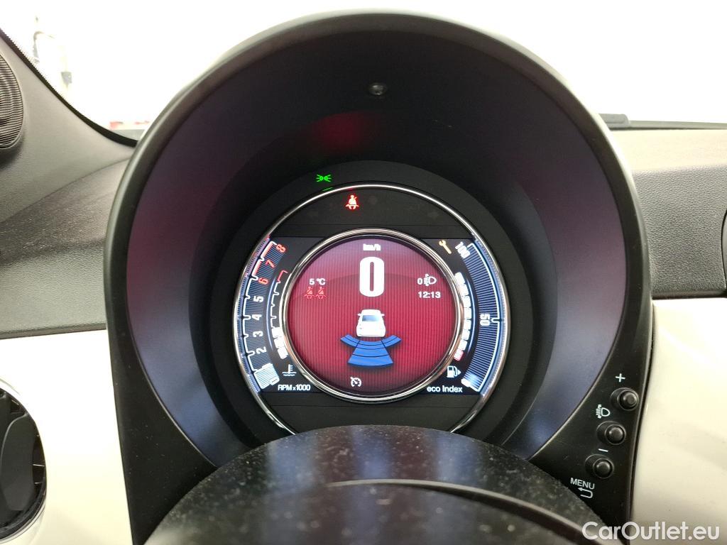  Fiat  500 FIAT  / 2015 / 3P / Berline Hybrid 1.0 BSG 70 ch Dolcevita #8