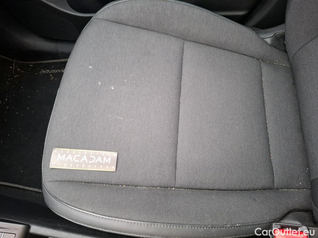  Hyundai  i30 HYUNDAI Kona / 2023 / 5P / SUV BEV 65KWH ELECTRIQUE 217CH CREATIVE #32