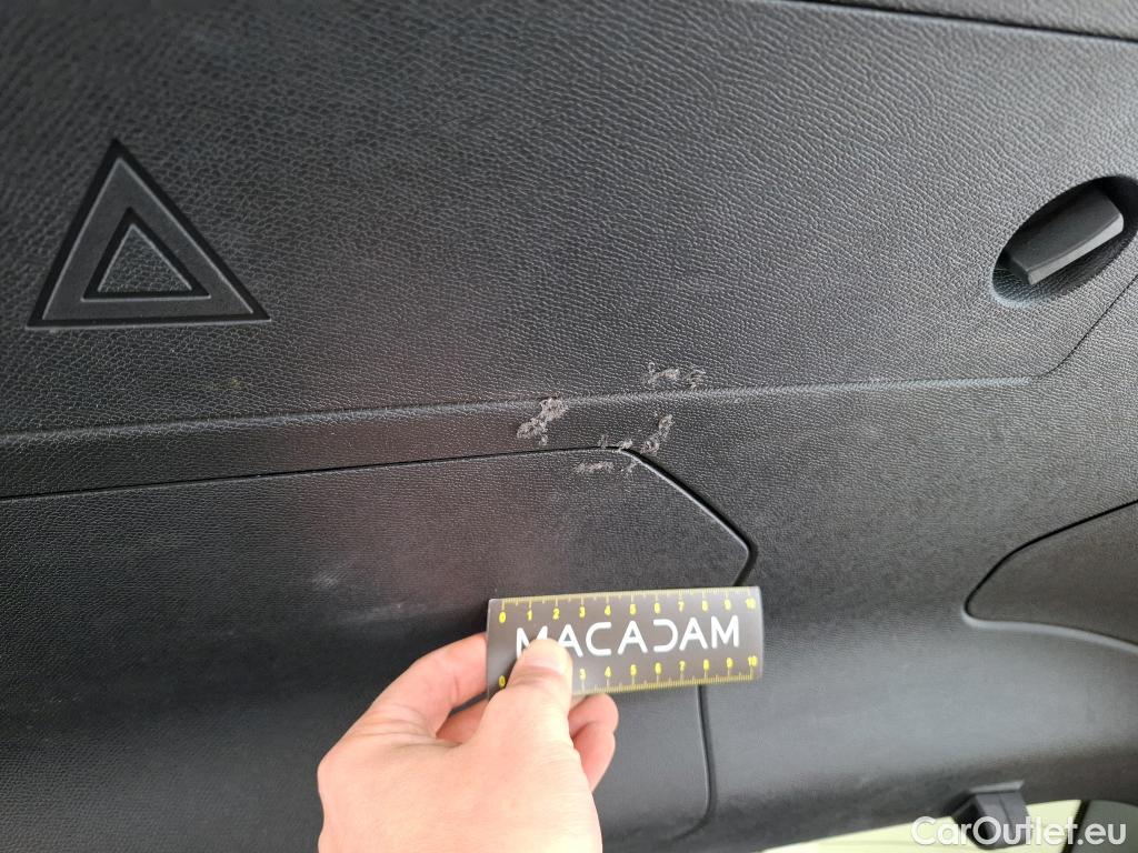  DS  DS7 DS DS 7 Crossback / 2017 / 5P / SUV E-TENSE 4x4 300 Louvre(SL)
 #32