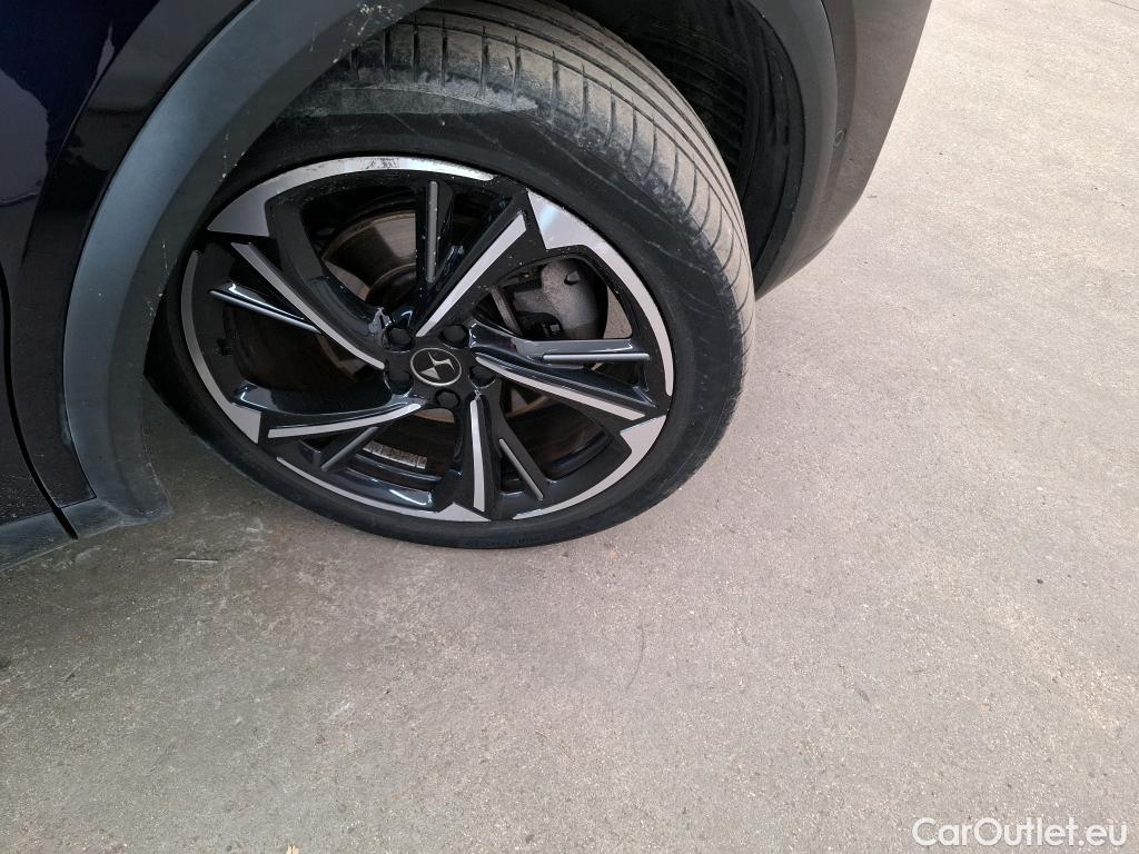  DS  DS7 DS DS 7 Crossback / 2017 / 5P / SUV E-TENSE 4x4 300 Louvre(SL)
 #22