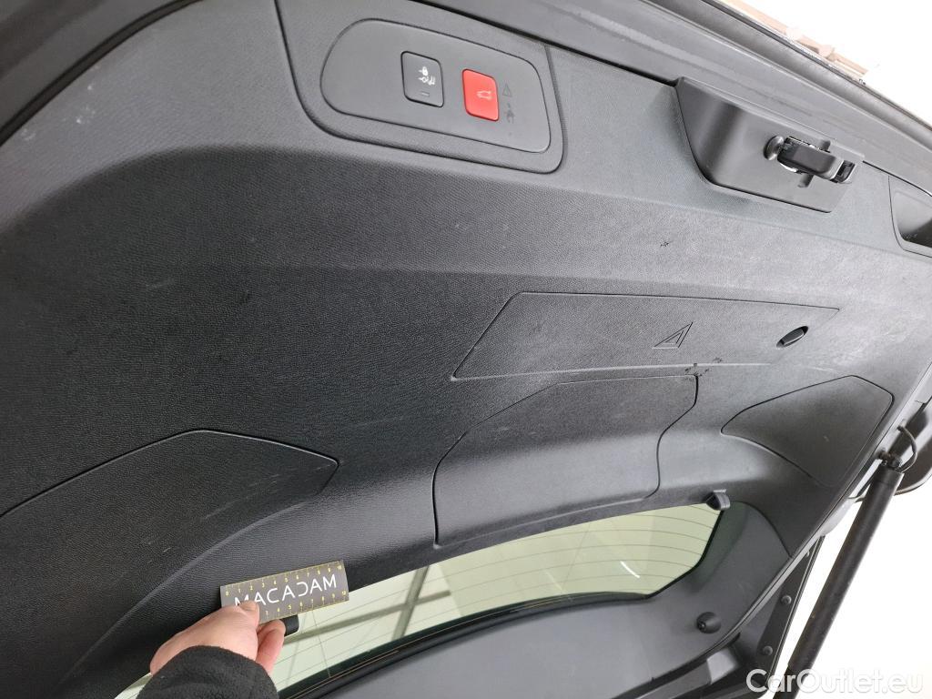  DS  DS7 DS DS 7 Crossback / 2017 / 5P / SUV E-TENSE 4x4 300 Louvre(SL)
 #29