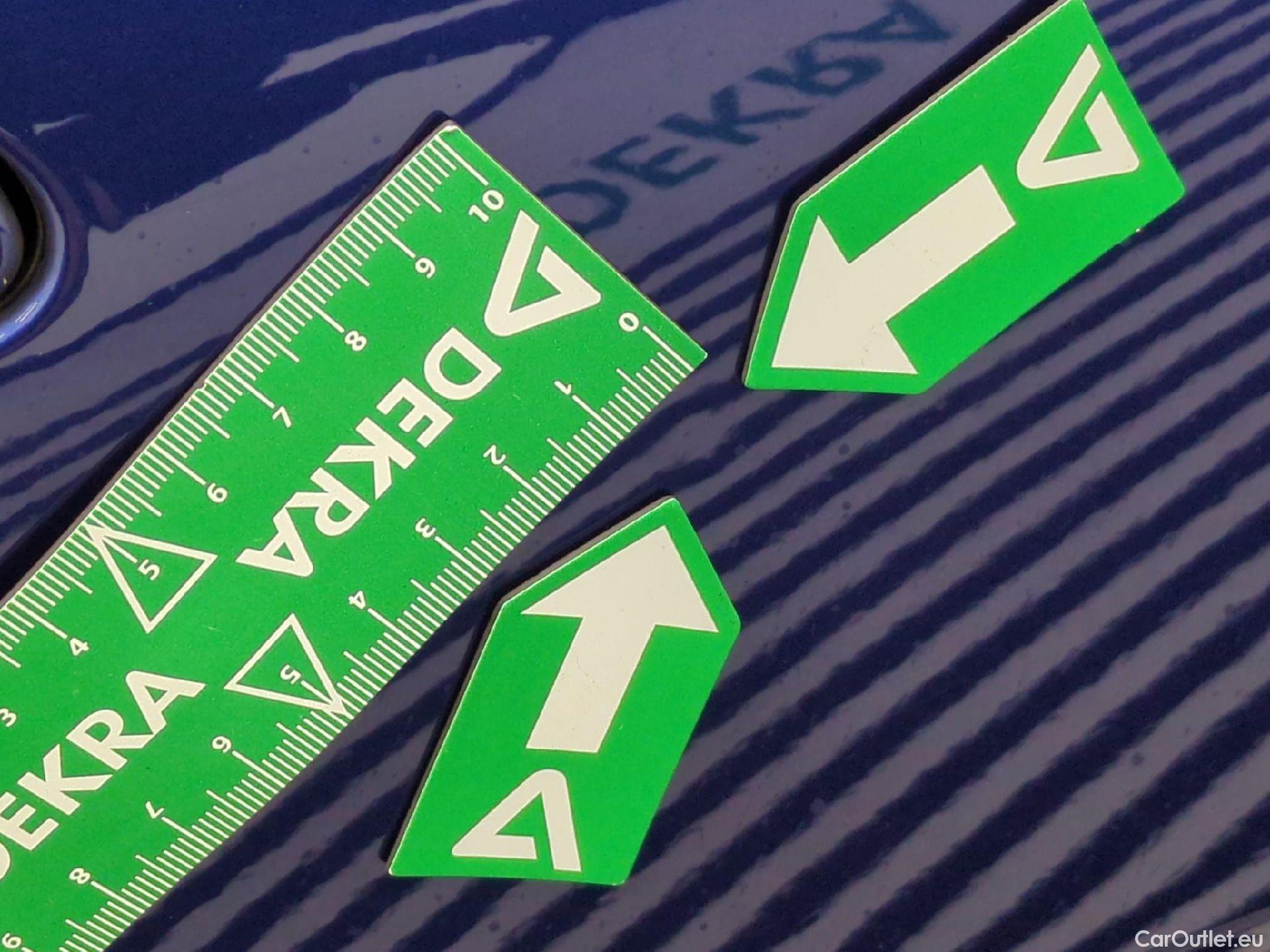  KIA  Ev6 KIA  / 2021 / 5P / SUV BEV 77.4 KWH 4WD AIR DESIGN #7