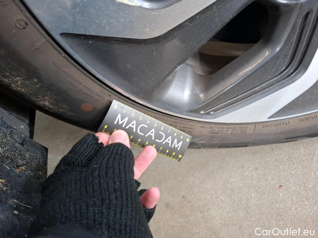  Hyundai  Konna Kona Business Hybrid 2WD 1.6 GDI 140CV BVA6 E6dT #6