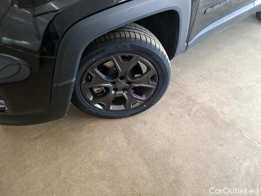  Jeep  Patriot JEEP Renegade / 2018 / 5P / SUV 1.3 TURBO T4 190PS 4XE 80TH ANNIVERSARY(SP) #10