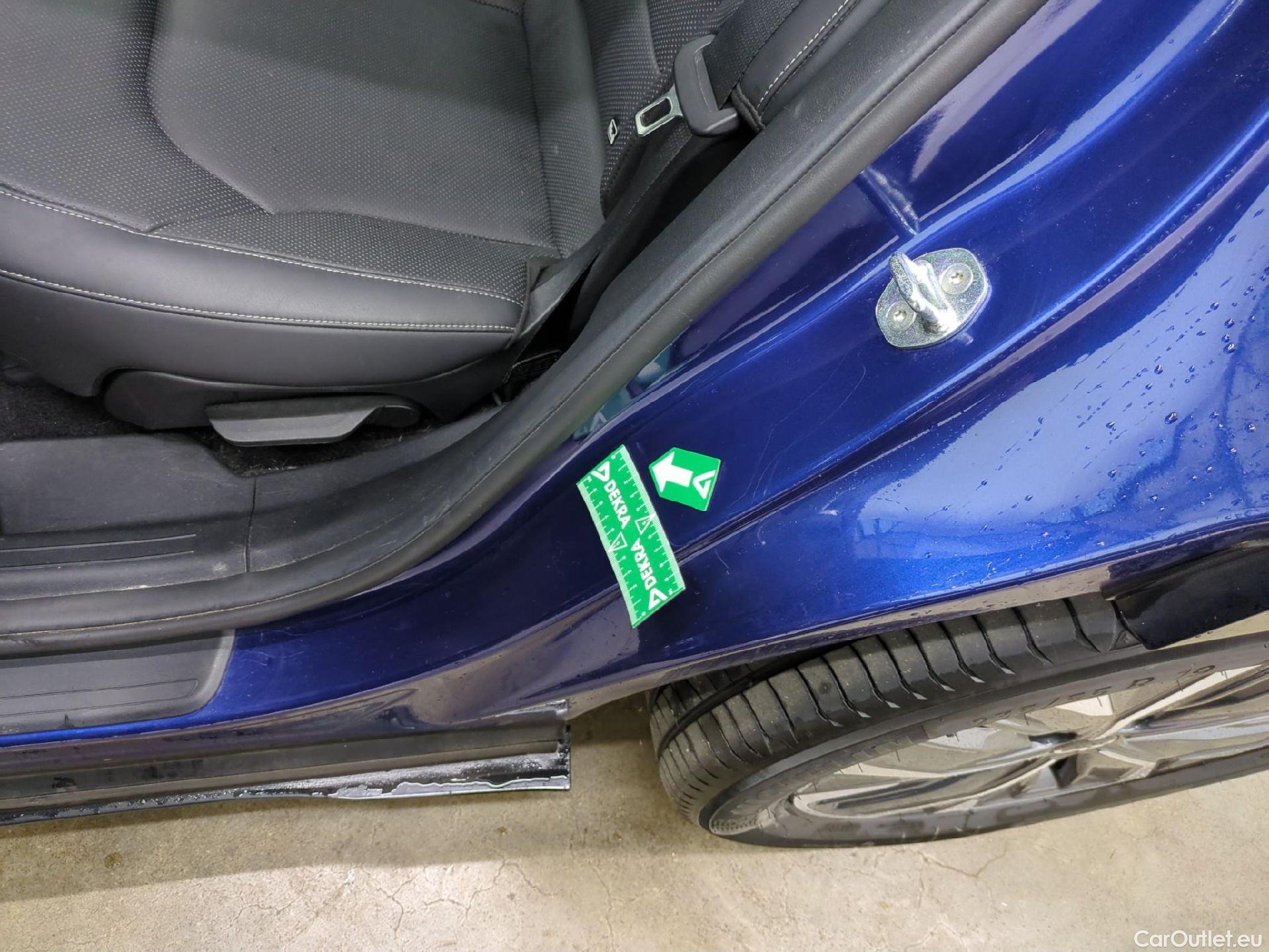  KIA  Ev6 KIA  / 2021 / 5P / SUV BEV 77.4 KWH 4WD AIR DESIGN #1