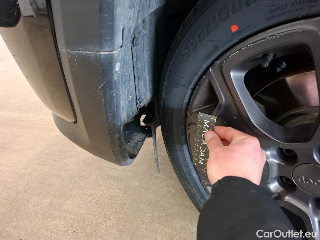  Jeep  Patriot JEEP Renegade / 2018 / 5P / SUV 1.3 TURBO T4 190PS 4XE 80TH ANNIVERSARY(SP) #9