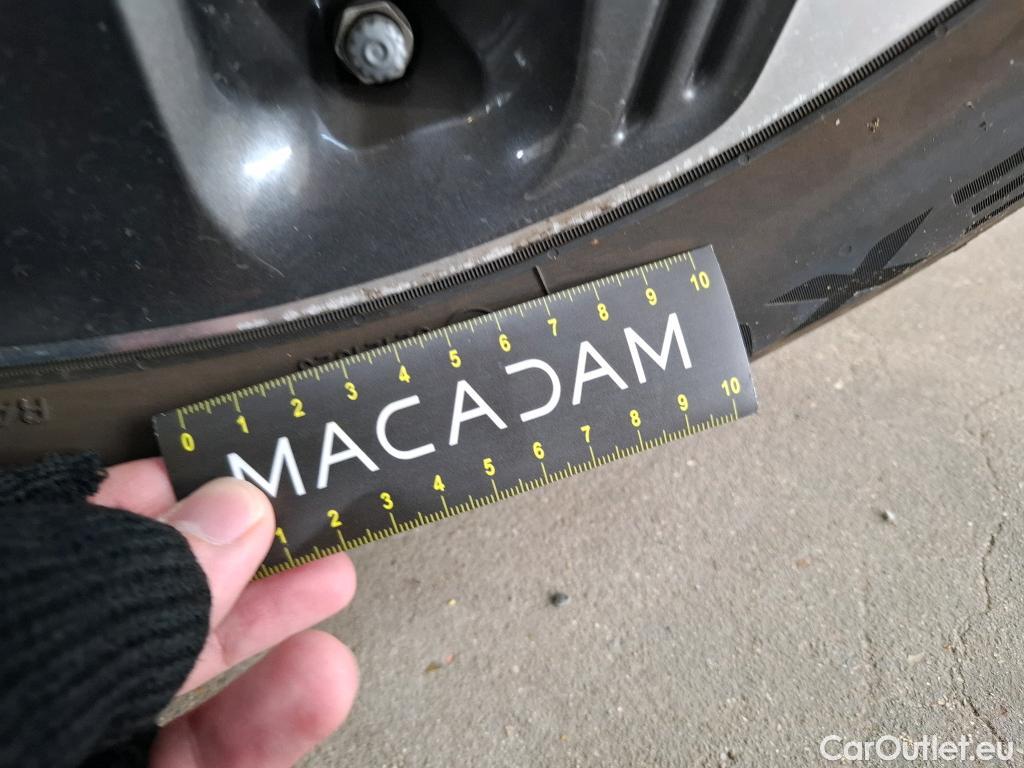  Hyundai  Konna Kona Business Hybrid 2WD 1.6 GDI 140CV BVA6 E6dT #5