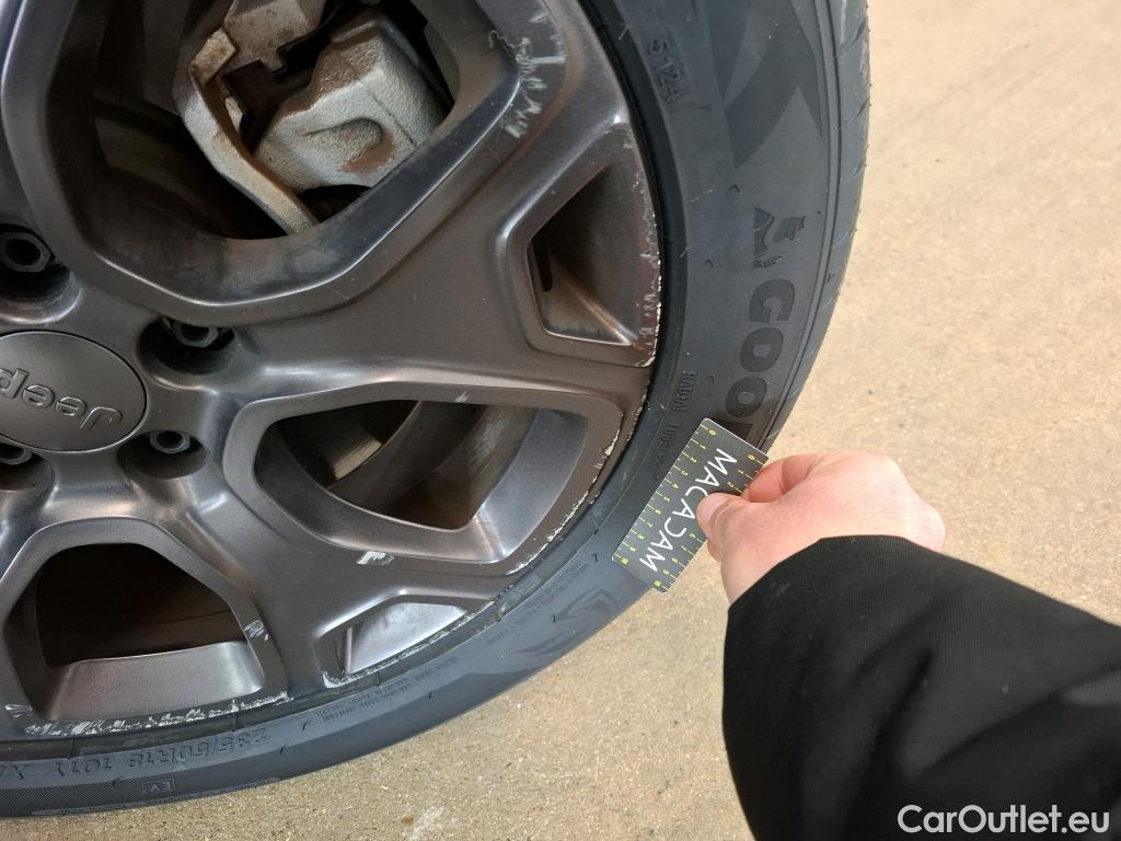  Jeep  Patriot JEEP Renegade / 2018 / 5P / SUV 1.3 TURBO T4 190PS 4XE 80TH ANNIVERSARY(SP) #17