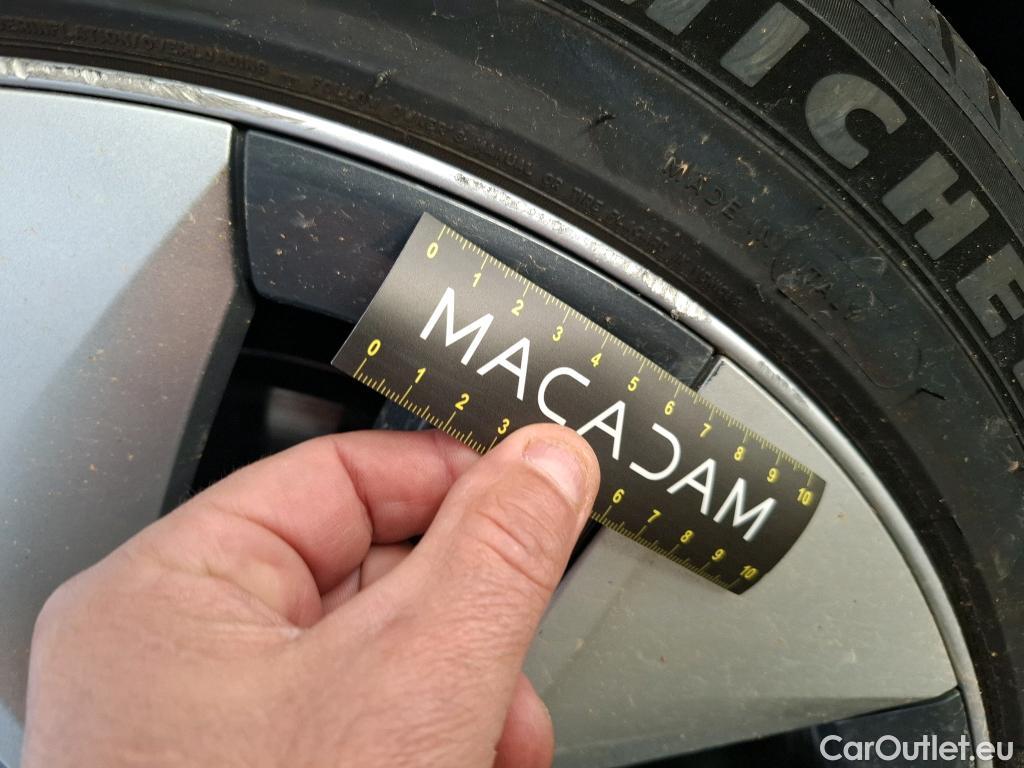  Tesla  Model Y TESLA  / 2020 / 5P / SUV Grand Autonomie Dual Motor AWD #20