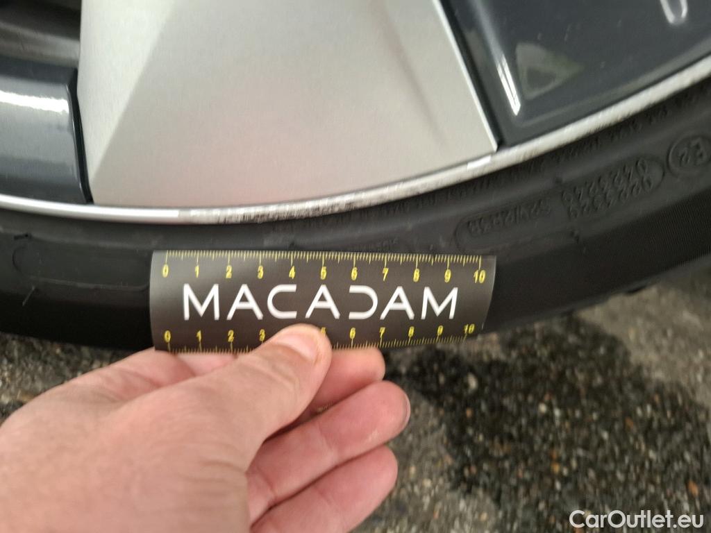  Tesla  Model Y TESLA  / 2020 / 5P / SUV Grand Autonomie Dual Motor AWD #10