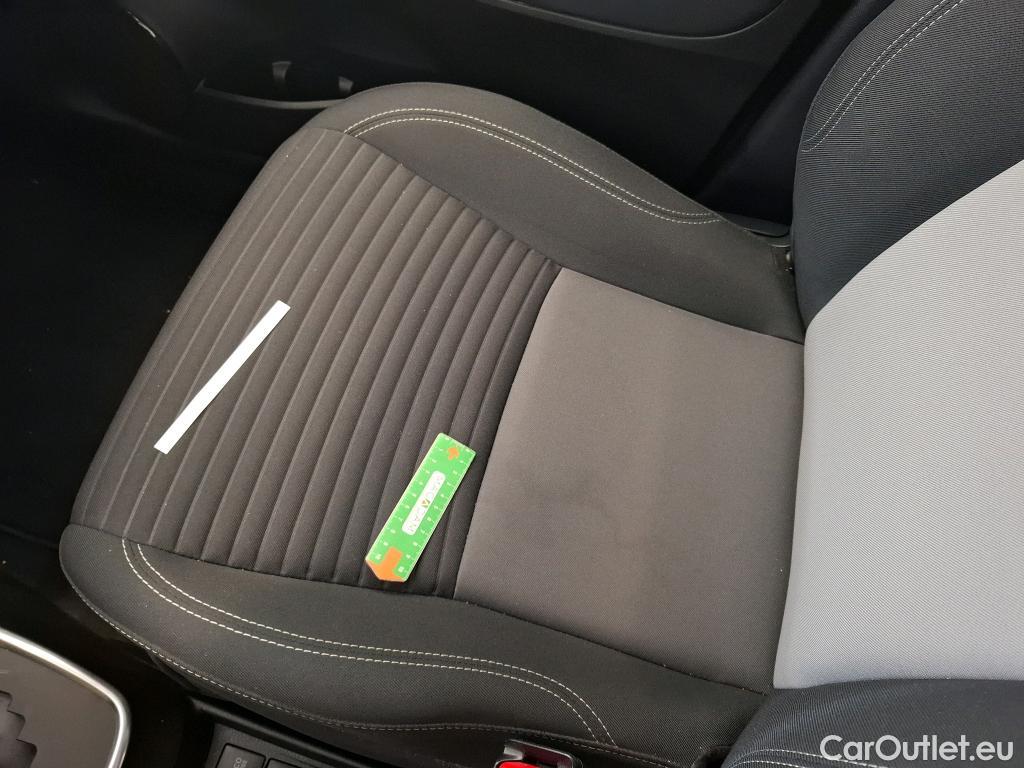  Toyota  Yaris TOYOTA  Hybride 5p Berline 1.5 VVT-I HYBRID France Business #5