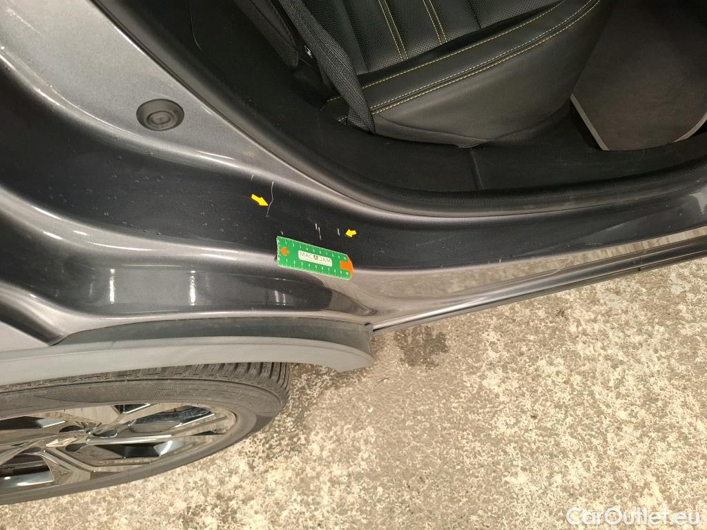  Renault  Arkana RENAULT  / 2021 / 5P / SUV R.S. Line E-TECH 145 -21B #1