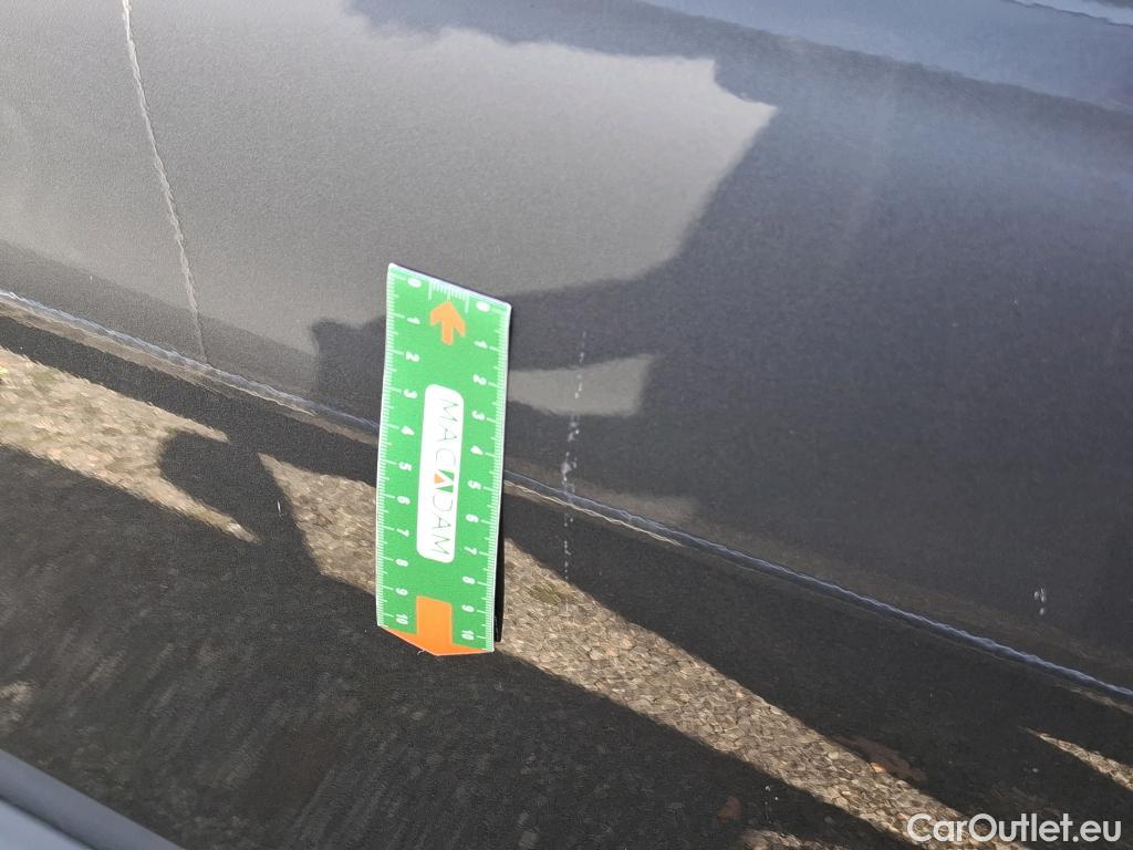  Toyota  C-HR TOYOTA   2016  5P  SUV 2 0 HYBRIDE 184 DYN BUS STAGE ACA #10