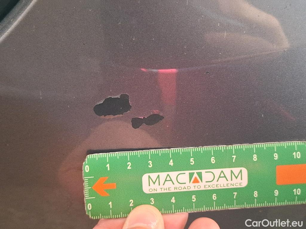  Renault  Arkana RENAULT  / 2021 / 5P / SUV R.S. Line E-TECH 145 -21B #4