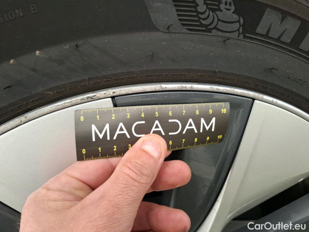  Tesla  Model Y TESLA  / 2020 / 5P / SUV Grand Autonomie Dual Motor AWD #6