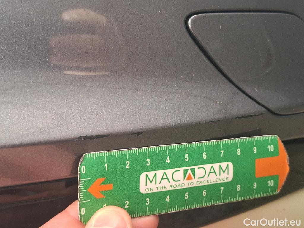  Renault  Arkana RENAULT  / 2021 / 5P / SUV R.S. Line E-TECH 145 -21B #5