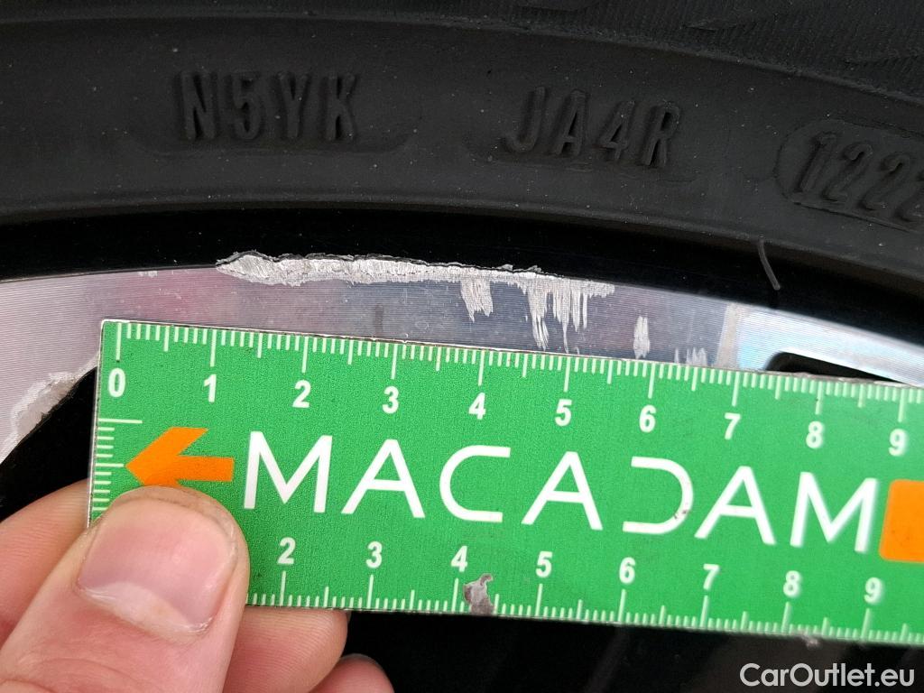  Toyota  Yaris Cross TOYOTA  Hybride / 2021 / 5P / SUV 1.5 HYBRID 116H PREMIERE AWD AUTO(SP) #3