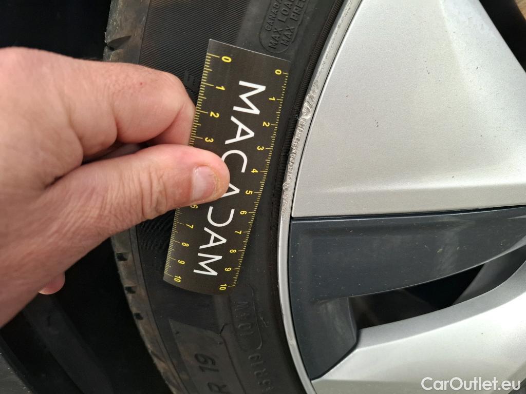  Tesla  Model Y TESLA  / 2020 / 5P / SUV Grand Autonomie Dual Motor AWD #7