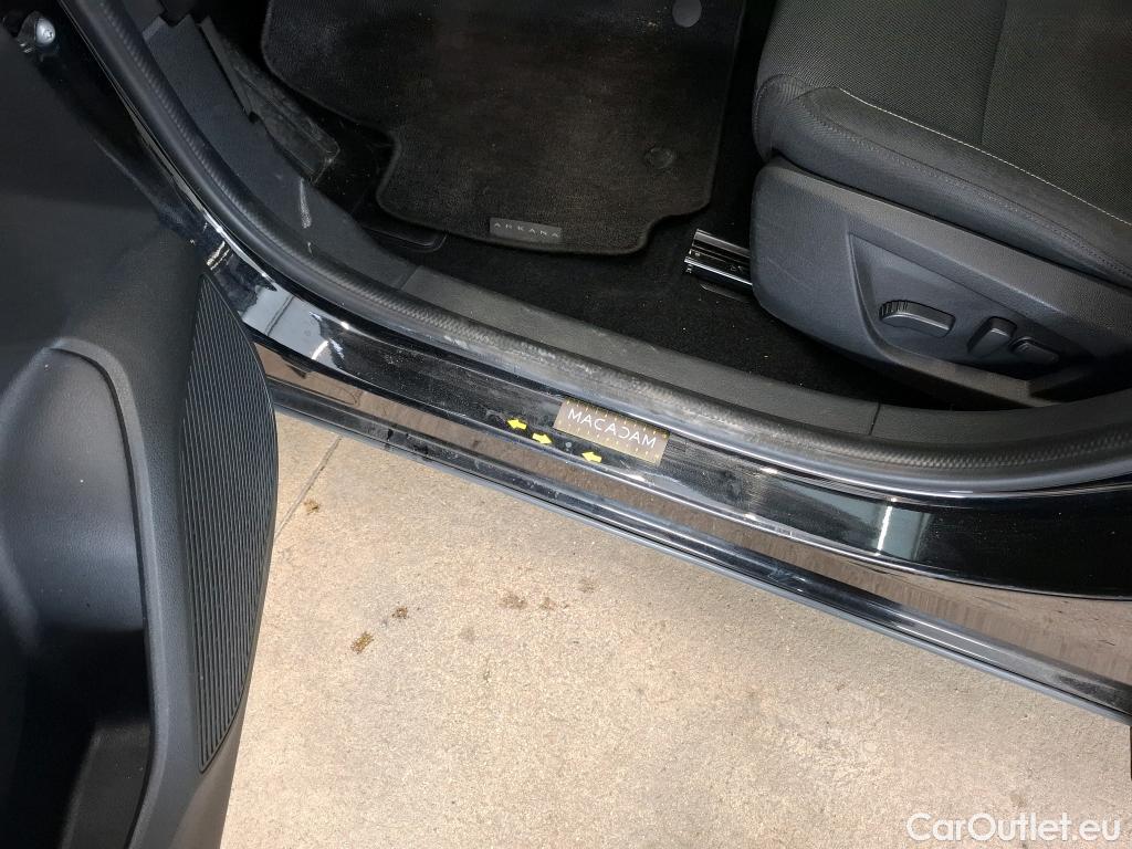  Renault  Arkana RENAULT  / 2021 / 5P / SUV Business TCe 140 EDC #50