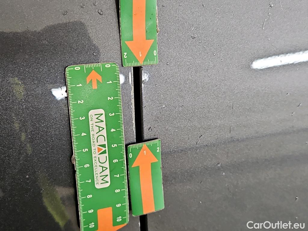  Toyota  C-HR TOYOTA  / 2016 / 5P / SUV 1.8 HYBRIDE 122 COLLECTION #32