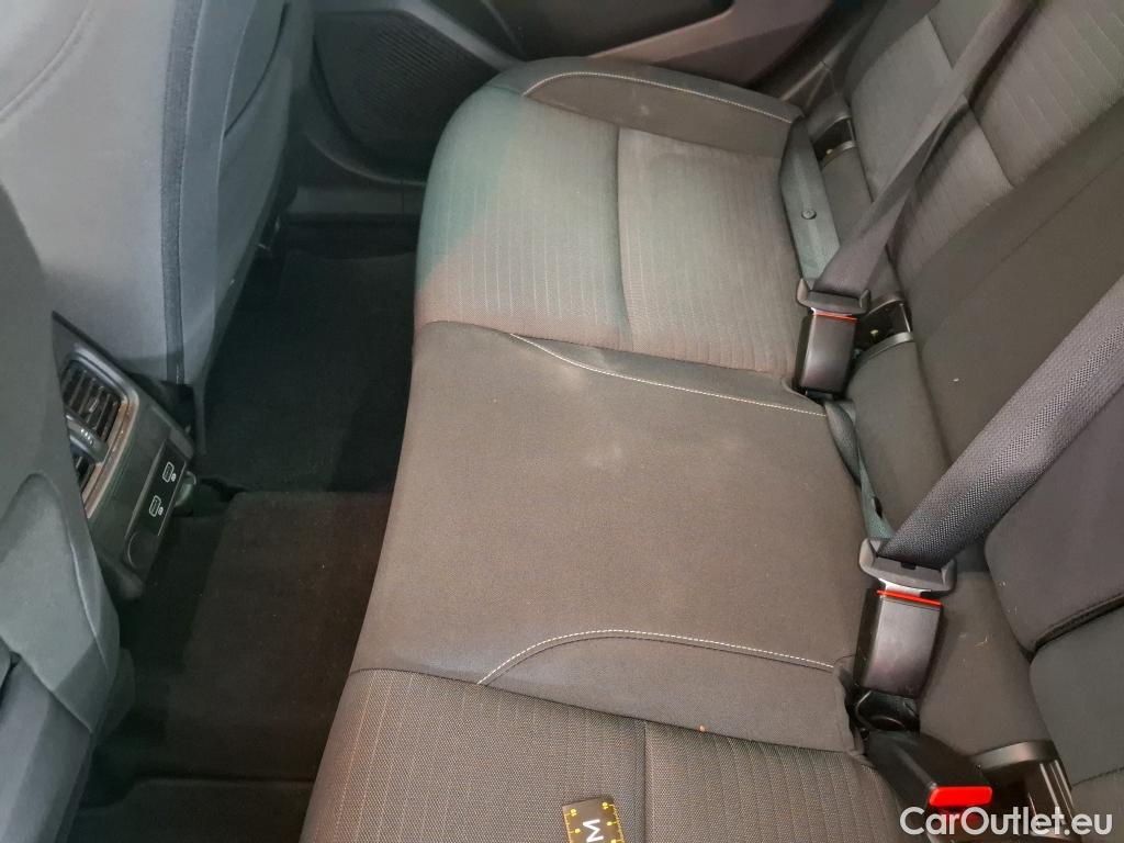  Renault  Arkana RENAULT  / 2021 / 5P / SUV Business TCe 140 EDC #74